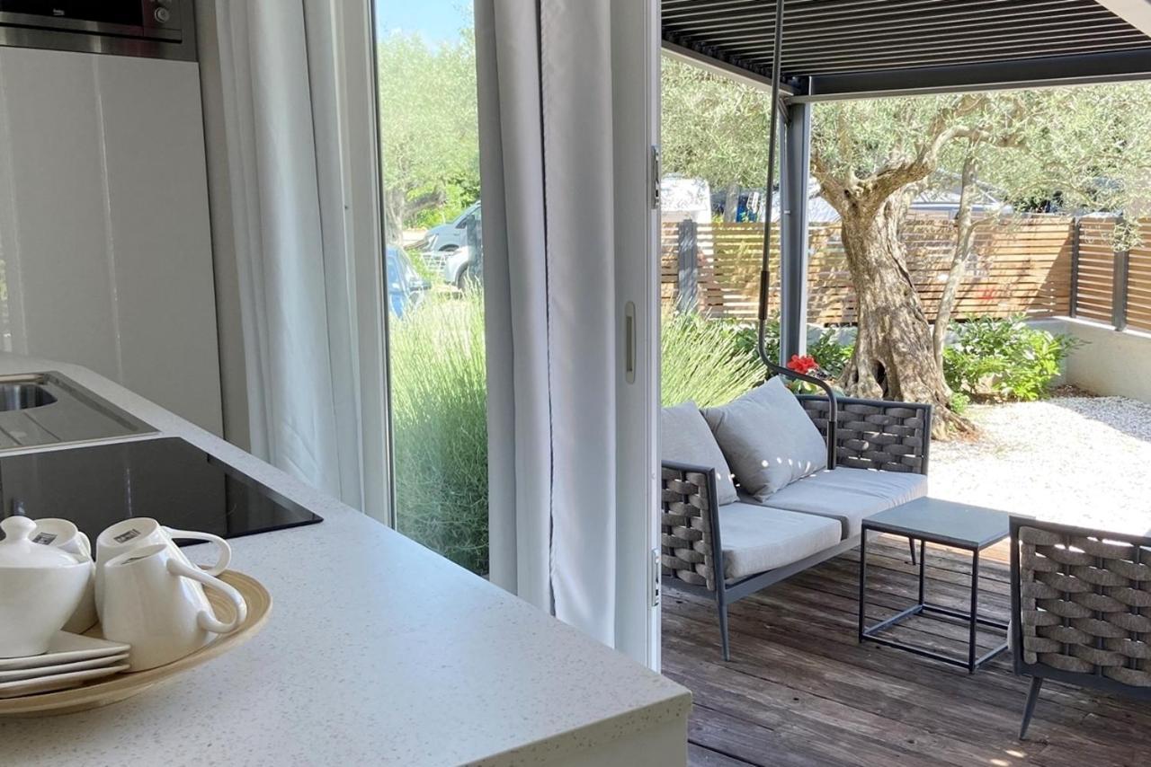Boutique Mobile Homes Ulikarovinj (Adults Only) Exterior photo