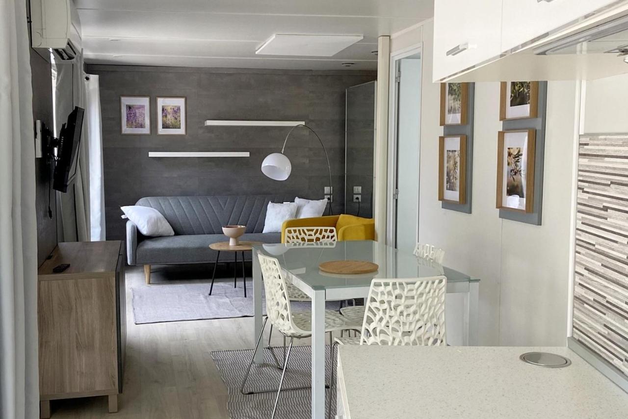 Boutique Mobile Homes Ulikarovinj (Adults Only) Exterior photo