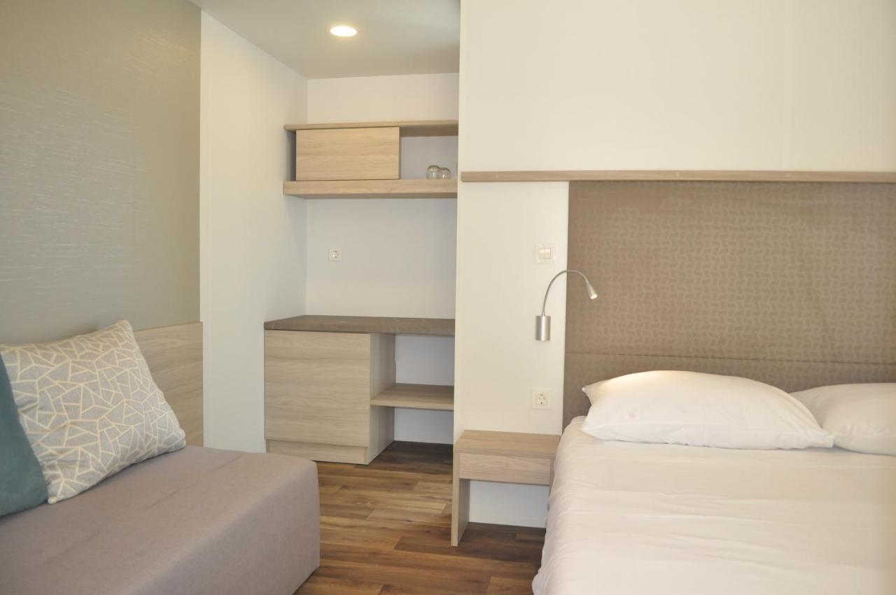 Boutique Mobile Homes Ulikarovinj (Adults Only) Exterior photo
